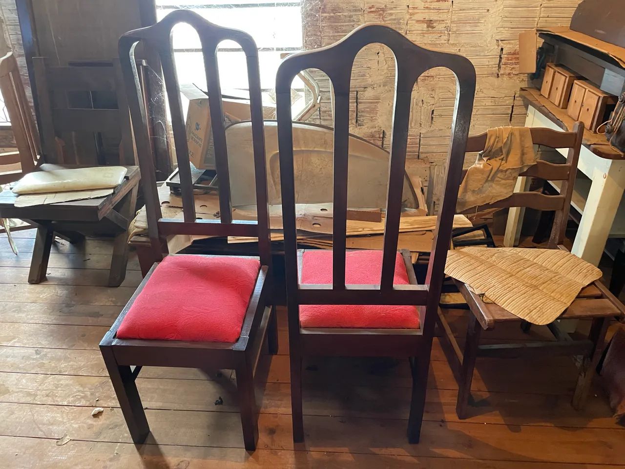 Cadeiras Antigas - Foto 3