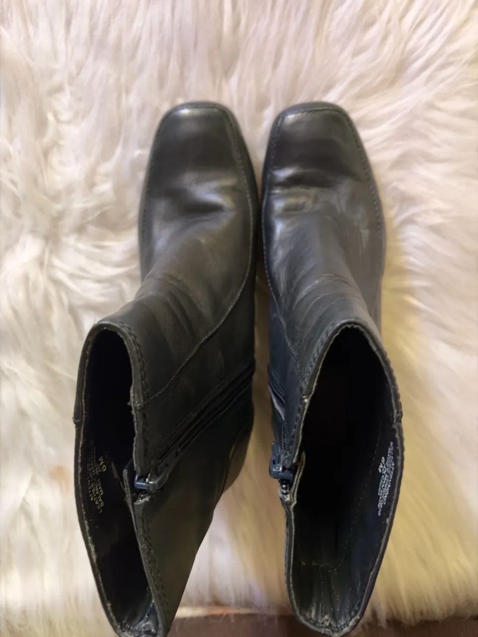 Vende-se bota preta  - Foto 2