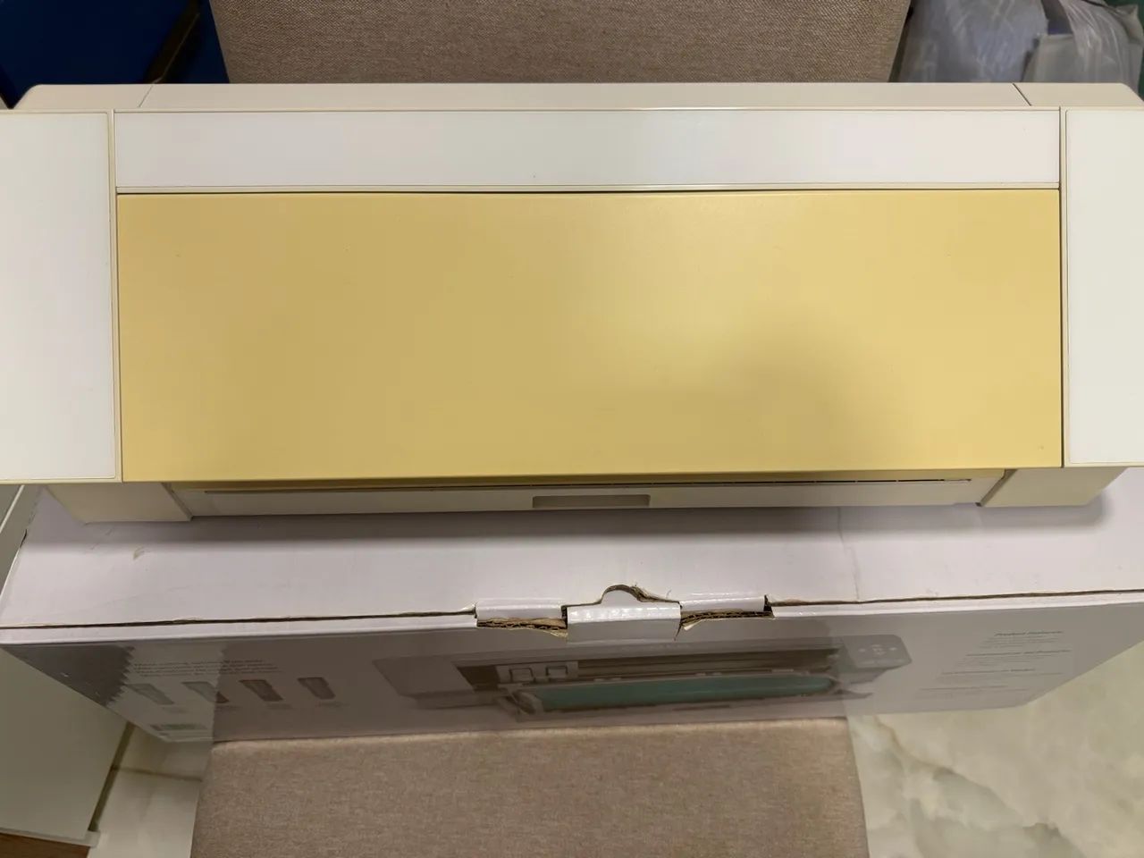 SILHOUETTE CAMEO 4 