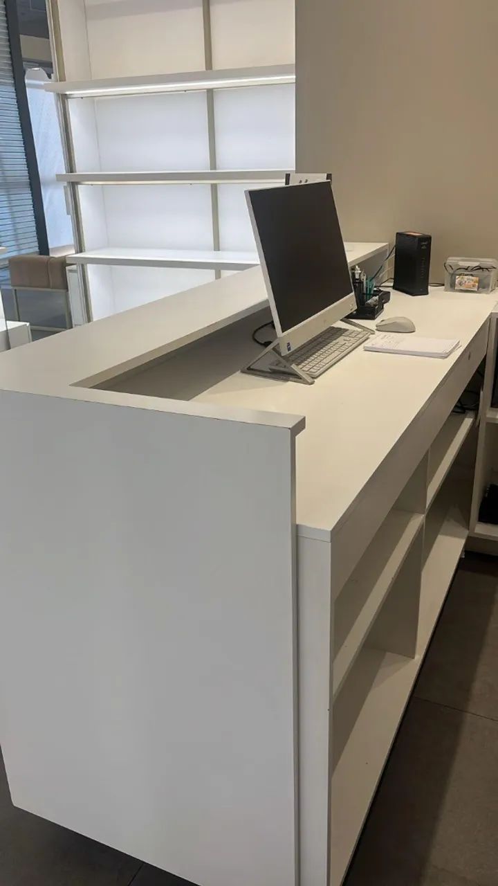 Balcão caixa comercial em L - excelente estado de conservação - Foto 3