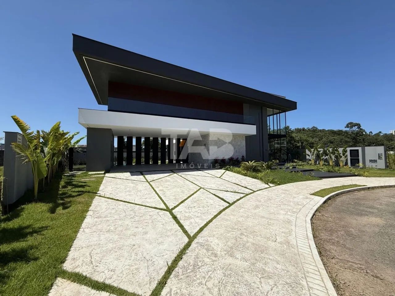 Mansão mobiliada no Caledônia - Foto 4