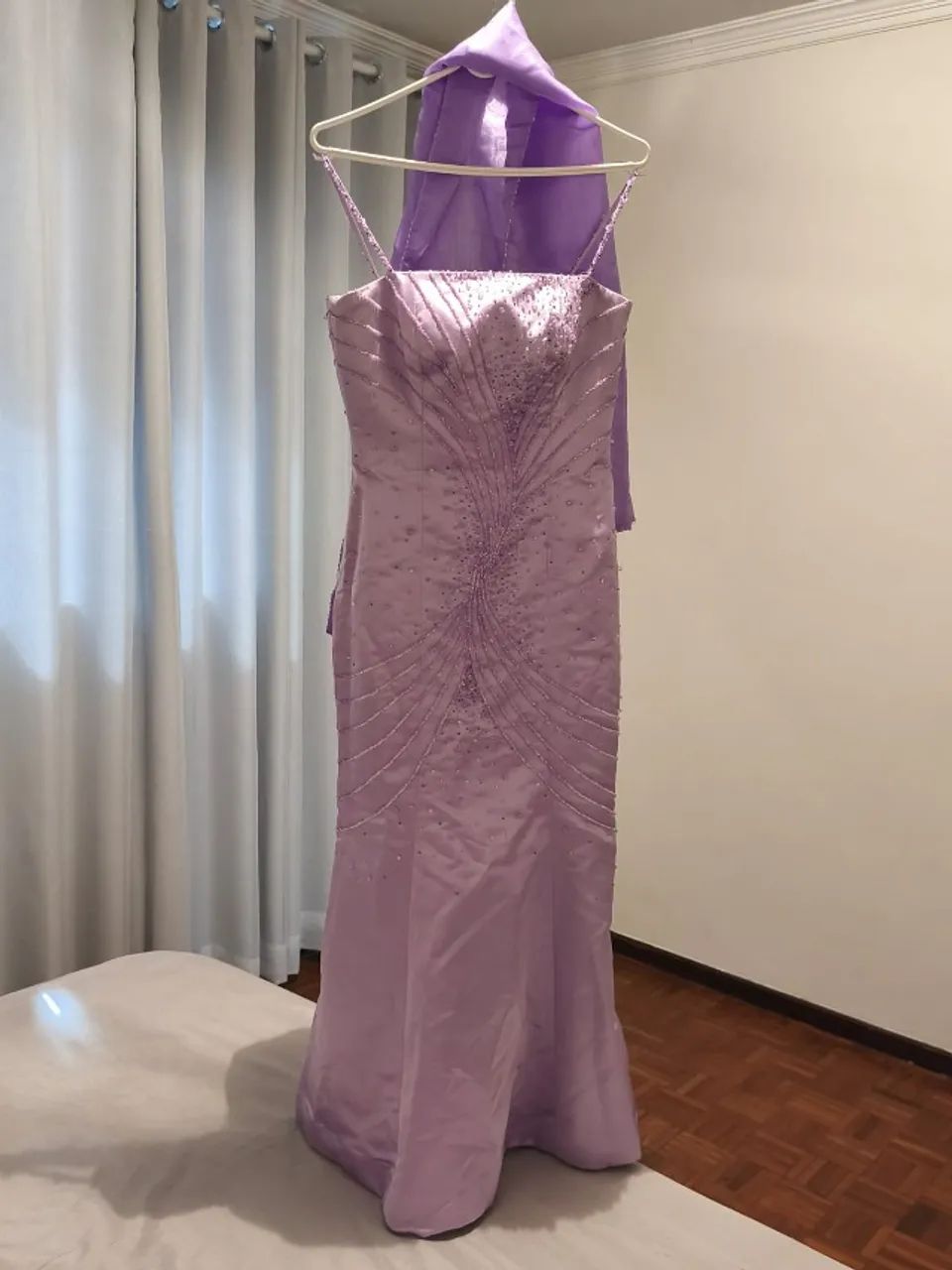 Vestido de festa Lilás bordado - Foto 3