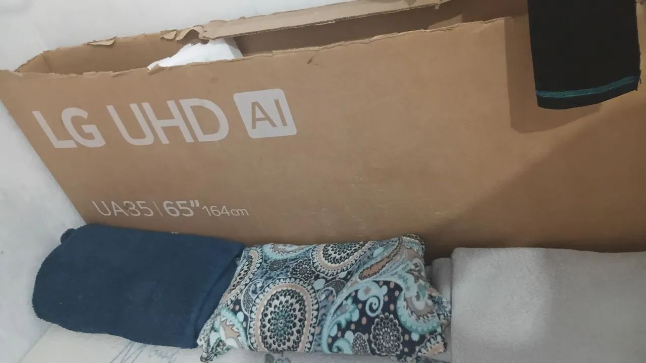 Vendo uma TV Smart 65 polegadas LG nova 4 meses de uso, WhatsApp *61 - Foto 5