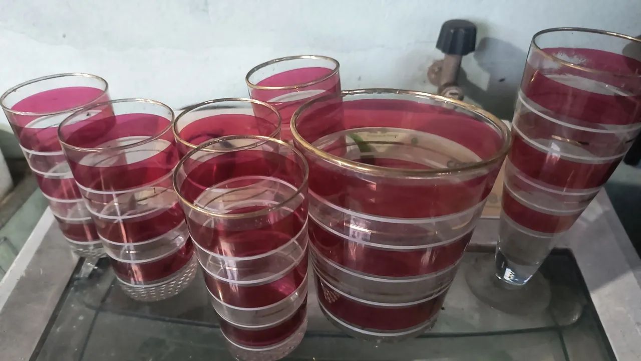 Copos de vidro e chácaras  - Foto 3