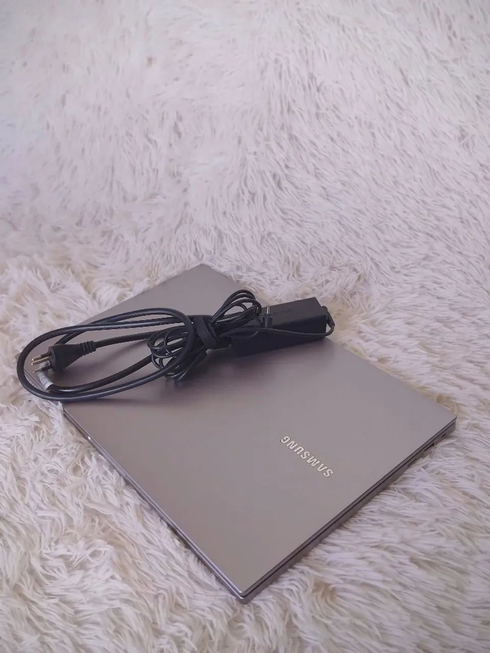 Notebook Samsung Book E30 i3 10ª geração - conservado e formatado - Foto 5