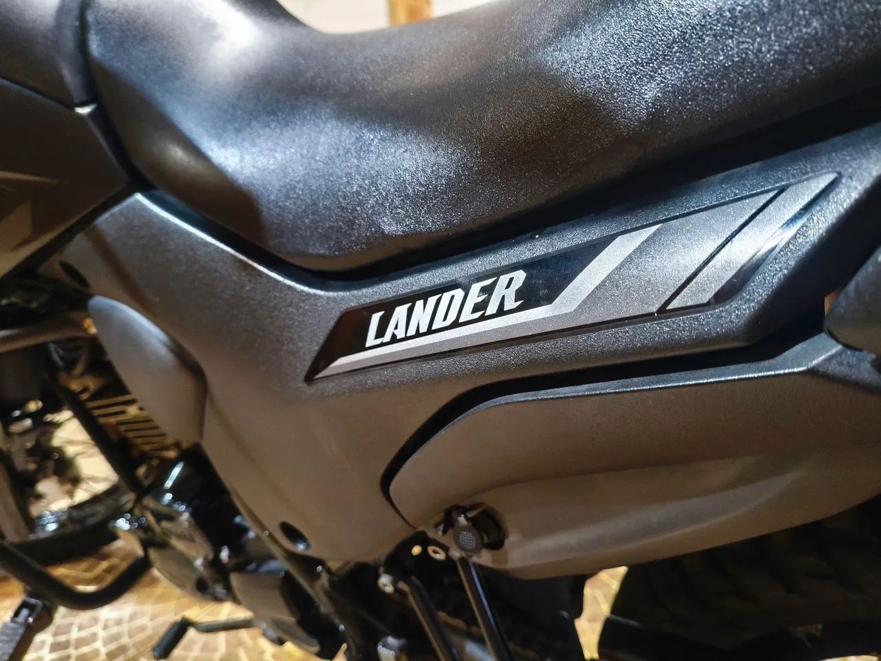 Lander XTZ 250  - Foto 2