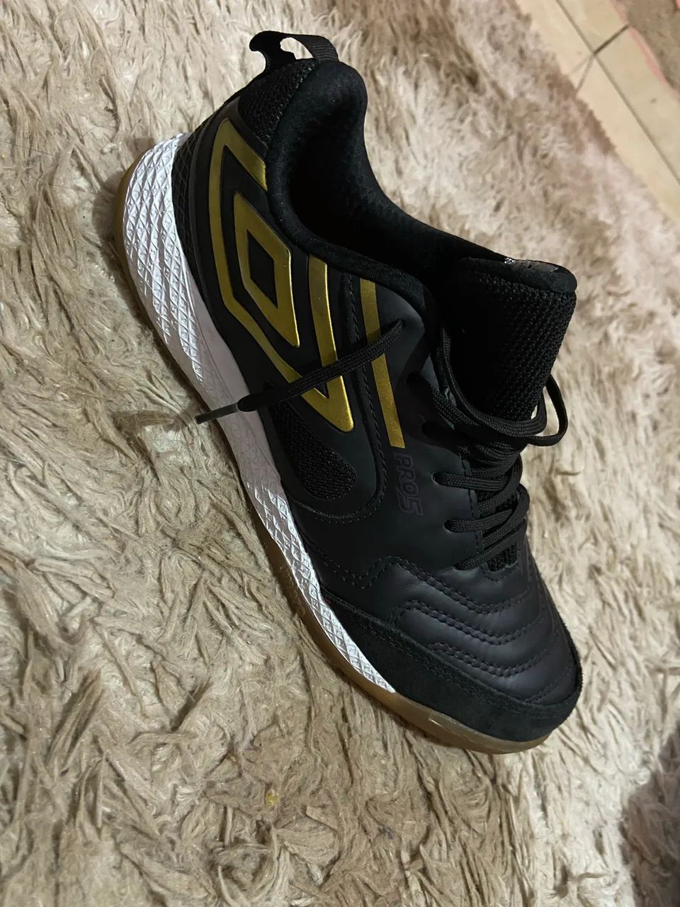 Chuteira de futsal 