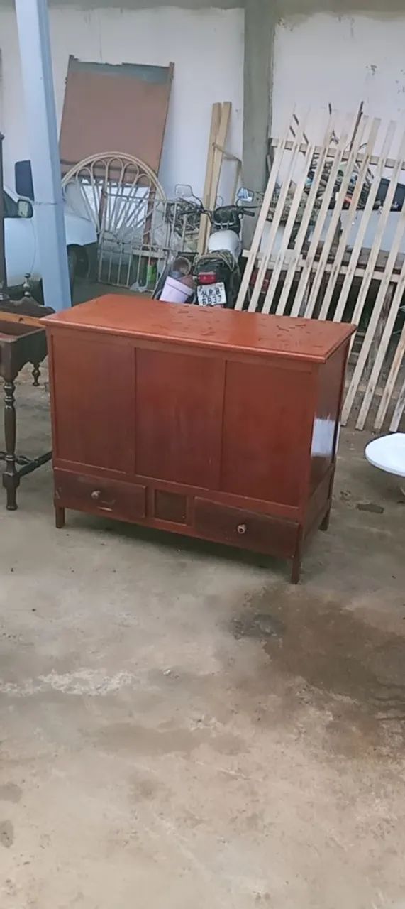 Vendo essa cômoda pra reformar  - Foto 2