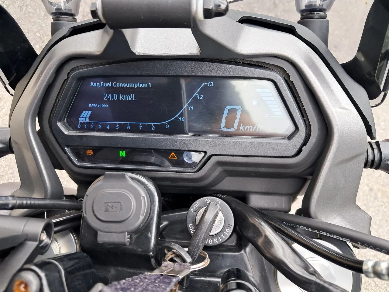 Bajaj dominar 400 - Foto 3