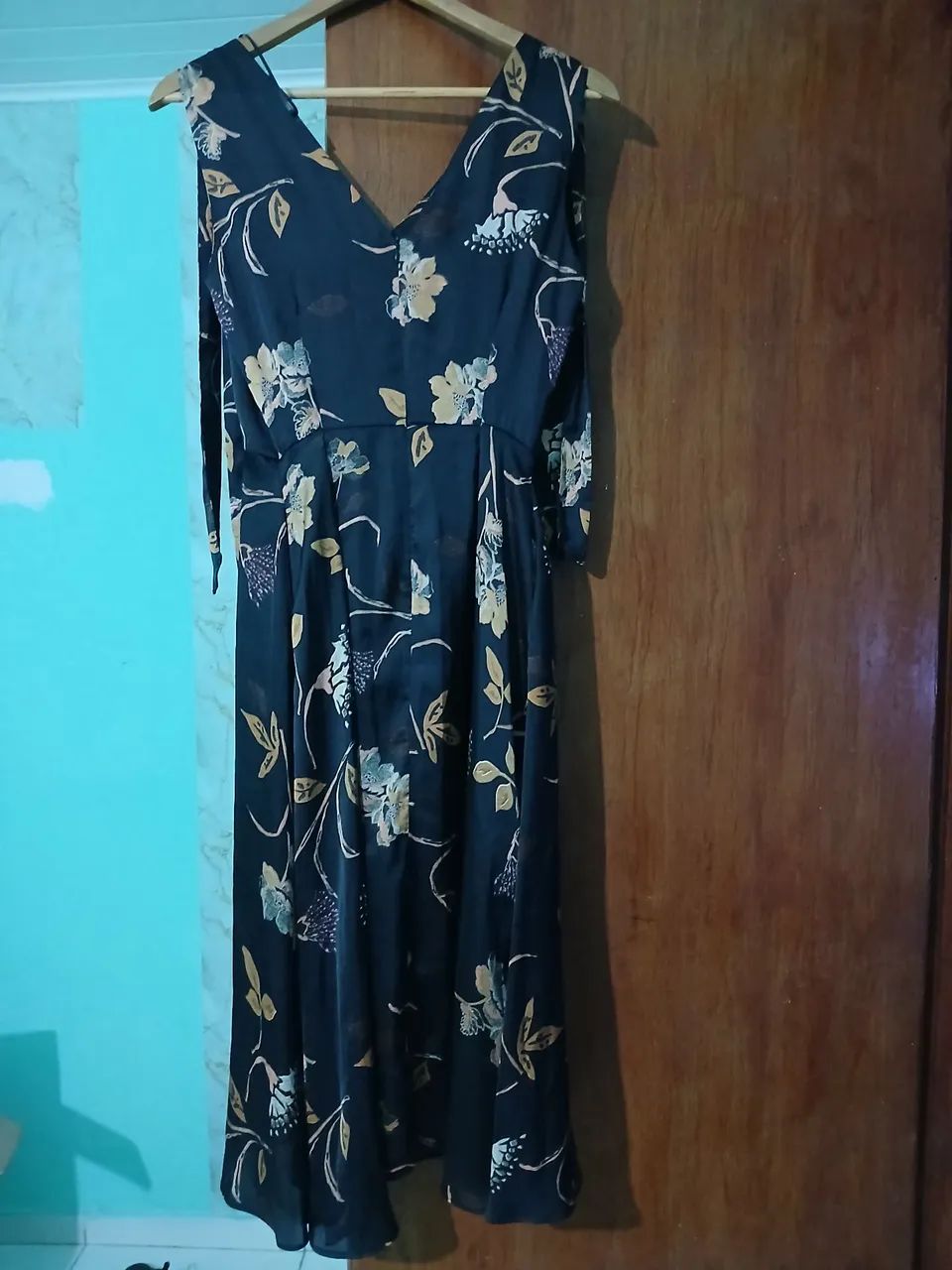 VESTIDO DE SEDA  SEMI NOVO  - Foto 2