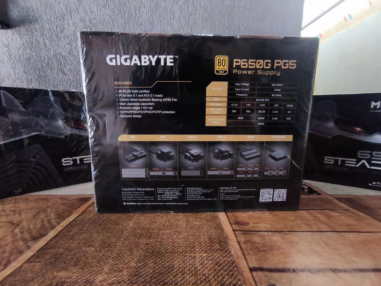 Fonte GIGABYTE P650G, 80 plus GOLD, 650w - Foto 3