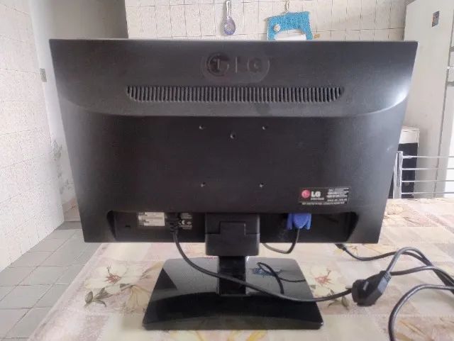 Monitor LG 19 pol led - Foto 2
