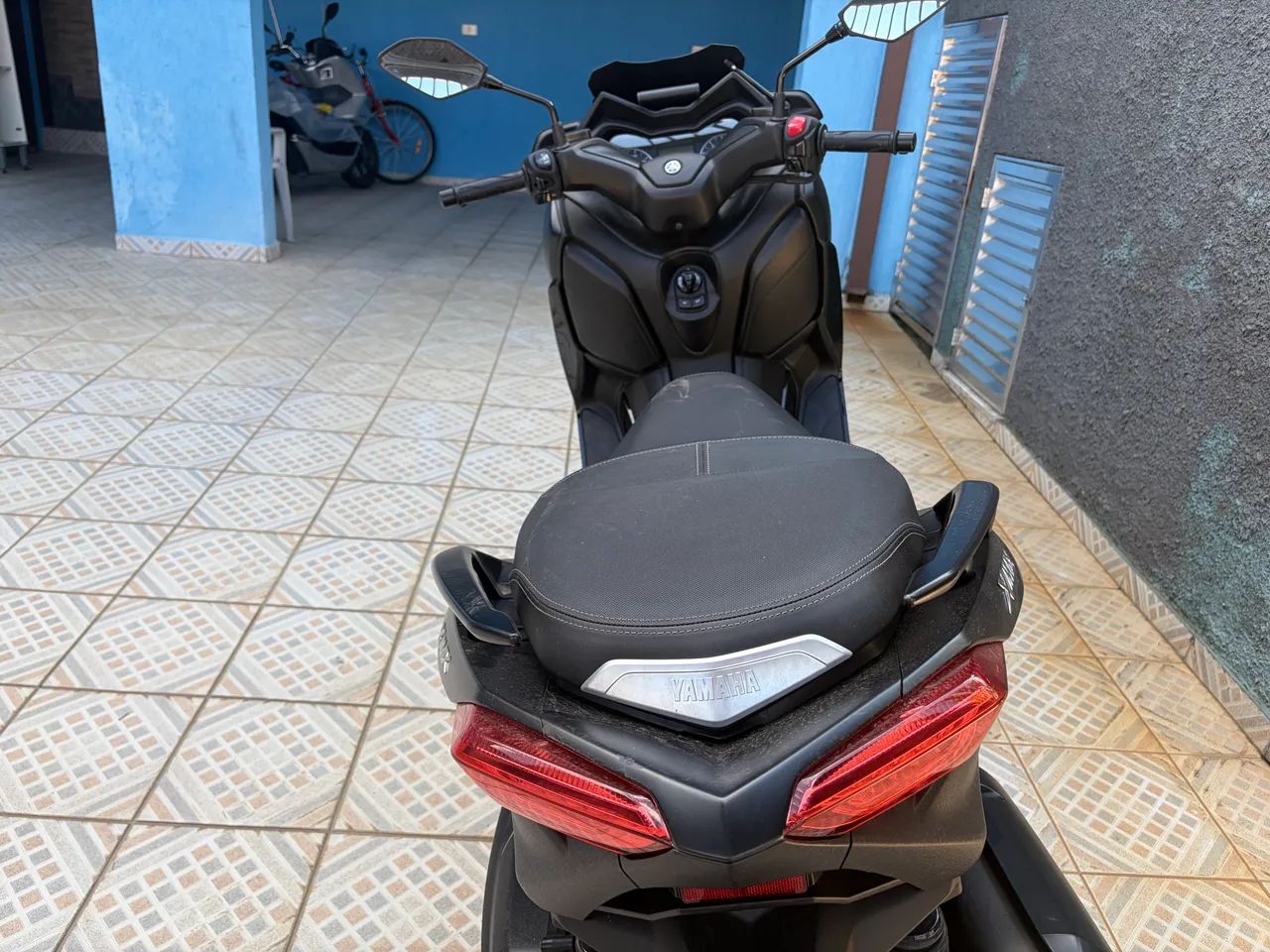 Vendo Yamaha xMax muito bem conservada ! - Foto 4