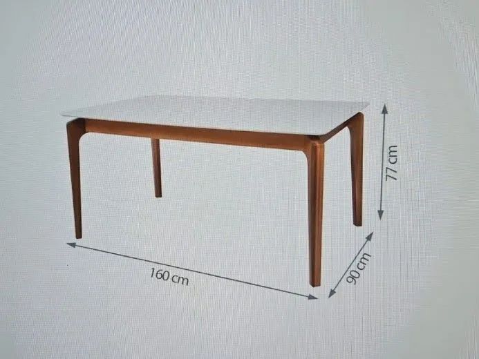 Mesa e 4 cadeiras