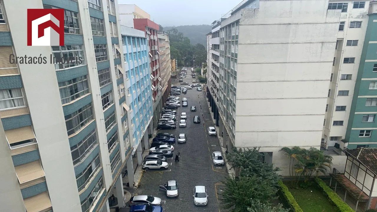Apartamento locação no Centro de Petrópolis
