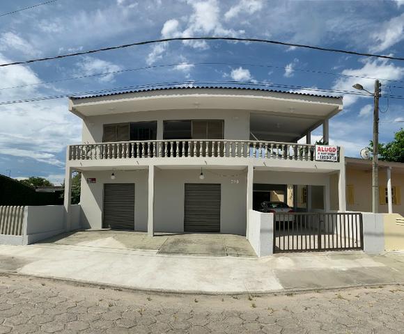 Vendo/Troco Sobrado Litoral (Residencial/Comercial) - Baln. Caravelas - 3 quadras do Mar