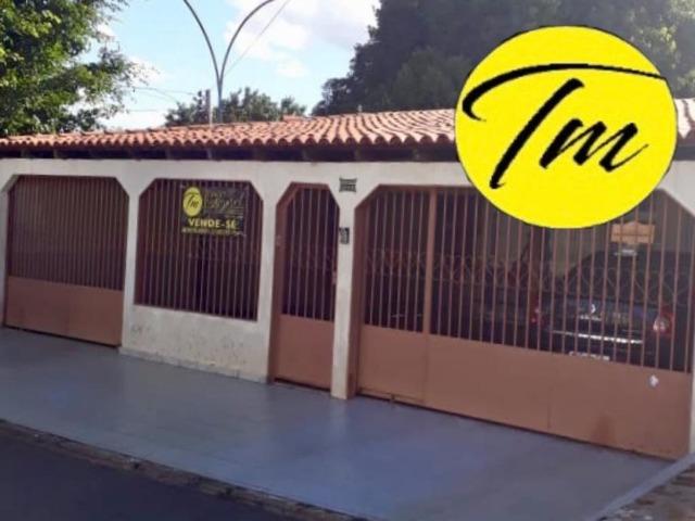 Casa de esquina com 3 quartos
