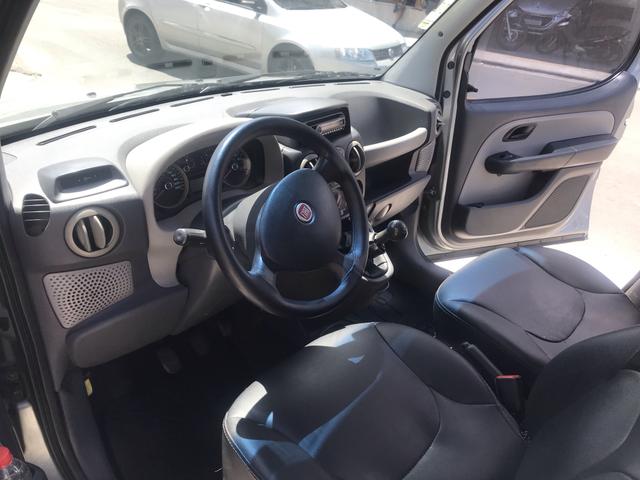 Fiat Doblò Essence 1.8 2012 - Foto 16