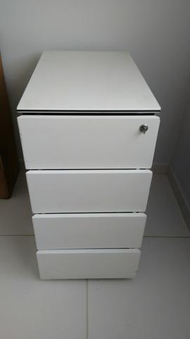 3 Mesas e 2 gaveteiros para escritório - Foto 5