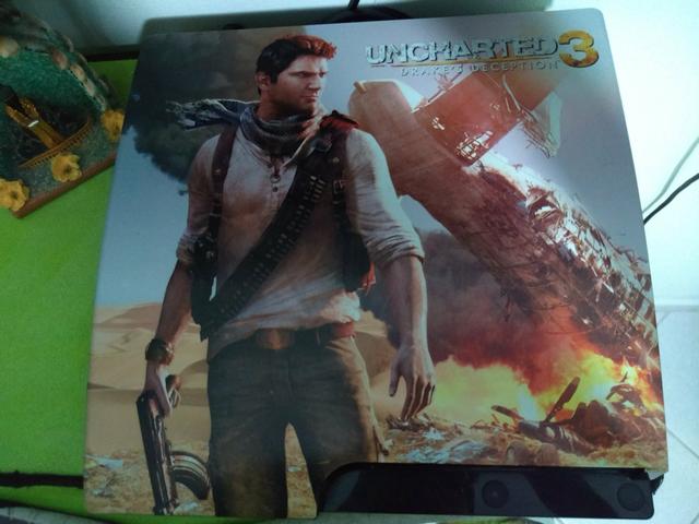 PS3 com 2 controles e 13 jogos - Foto 3