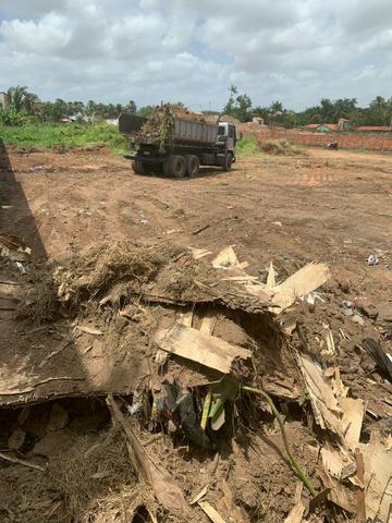 Vendo um terreno mede 900 m2 atrás da Amorim Coutinho barramar - Foto 4