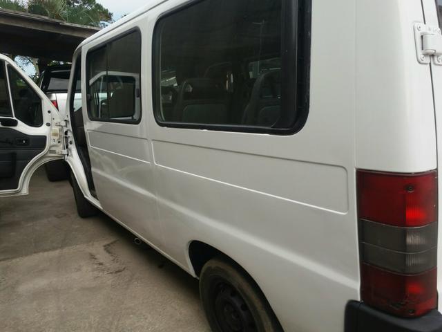 VAN DUCATO Fiat ll 16 LUGARES MUITO ECONÔMICO E FORTE - Foto 5