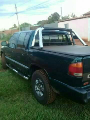 Vendo s 10 aceito troca doc ok COMPLETA delux gasolina cor Verde - Foto 6