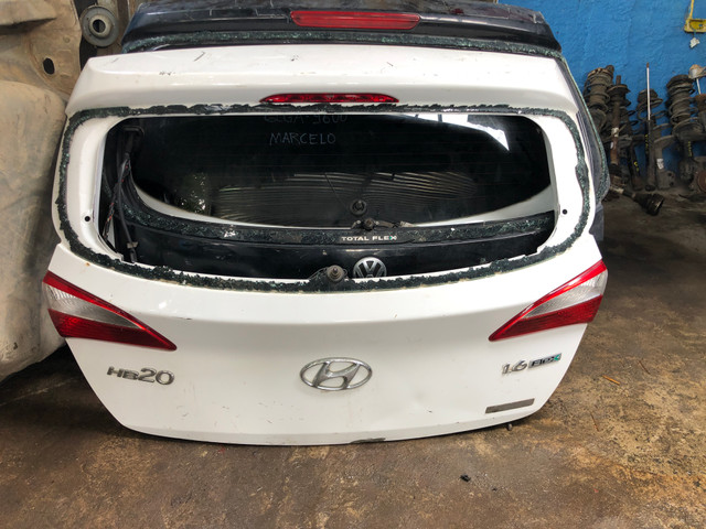 Tampa de mala Hyundai Hb20 hatch