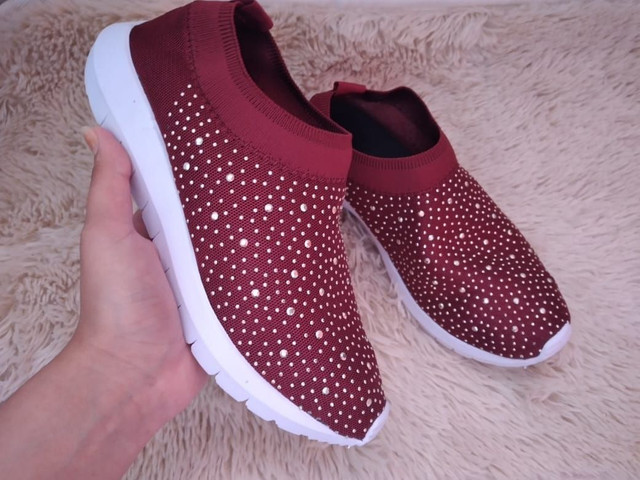tenis meia vermelho