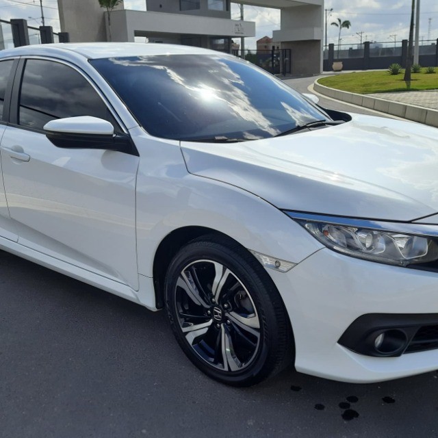 HONDA CIVIC EXL 2.0 TOP DE LINHA. PNEUS NOVOS. MUITO NOVO 