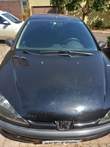 VENDE-SE PEGEOUT