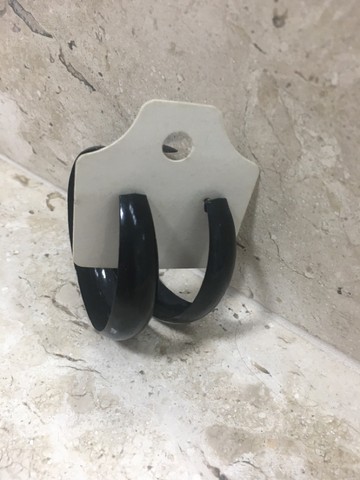 Brinco argola esmaltada - Foto 3