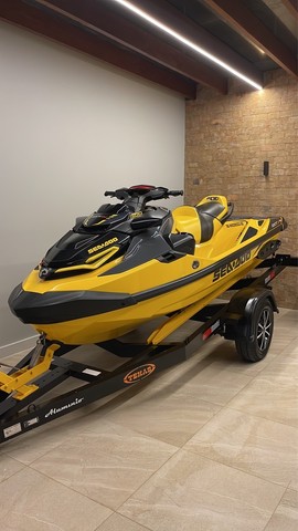 Jet ski RXTX 300 