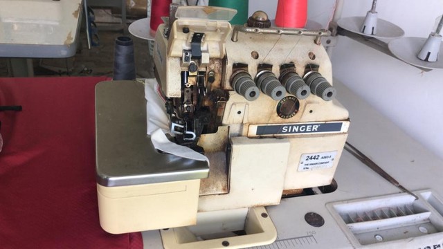 Máquinas de costura industriais ( Goleira -Interlock- 21)/  Também Vendemos individuais!