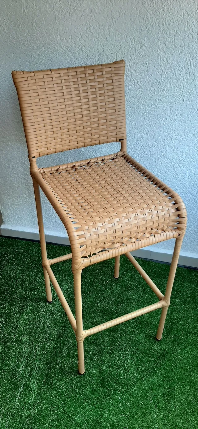 Conjunto de Mesa e Cadeira para Varanda e Área Externa em Corda Náutica,  Fibra Sintética, Natural , Vime, Junco, Rattan e Apuí