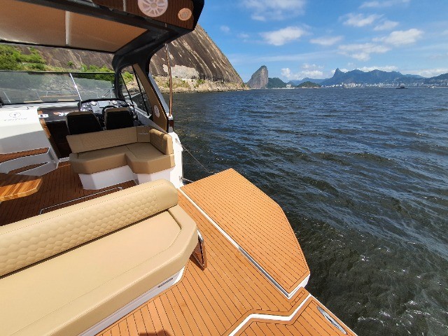 Lancha Triton 38 Flyer HT - ñ e Fs/Focker/Phantom/Bayliner/Solara - Foto 12