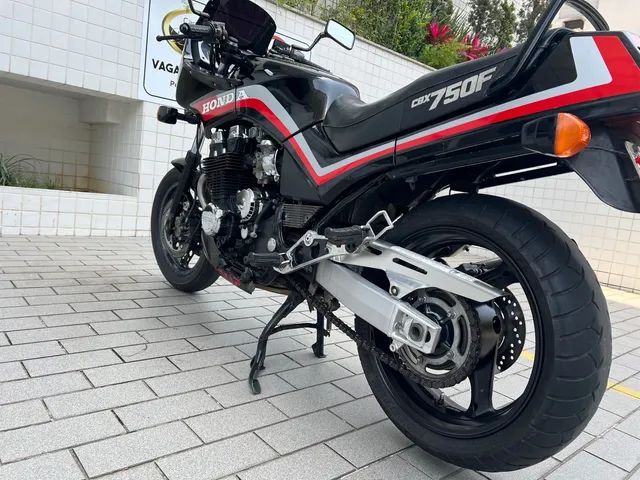 CBX750 Black Naked 86 Esse ronco 4x1 da Galo é único #7galo