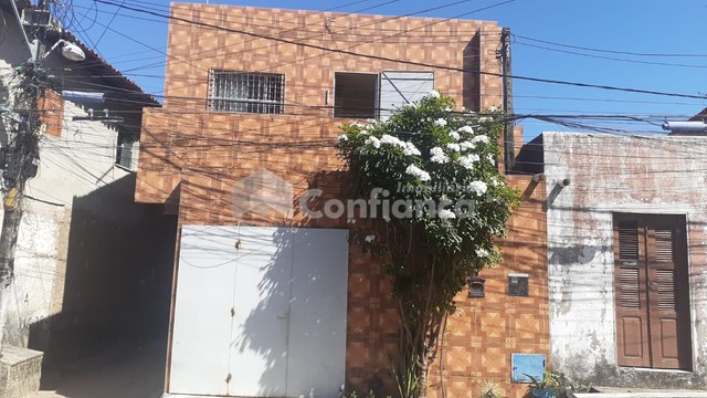 Casa Duplex à Venda no bairro Floresta - Fortaleza