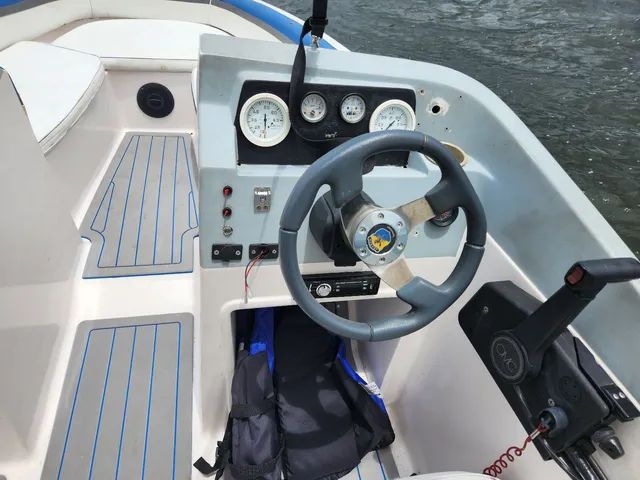 Lancha Cobra  - Foto 4