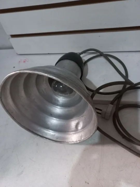 Luminária holofote antiga 