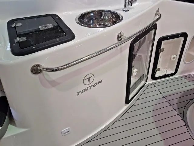 Lancha Triton 250 Open - (25 pés) - Ñ e Armati/NX/Focker/FS/Solara - Foto 4