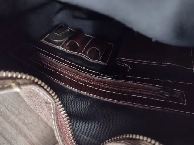 ABAIXOU Linda Bolsa de couro legítimo do RS - Foto 4