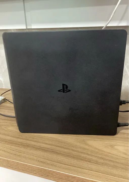 Playstation 4 Slim + 4 jogos + 2 Controle - Foto 3