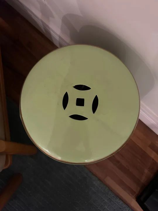 Banco de Jardim em Cerâmica com Detalhes de Pássaros - Foto 2