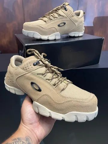 OAKLEY MODOC LOW