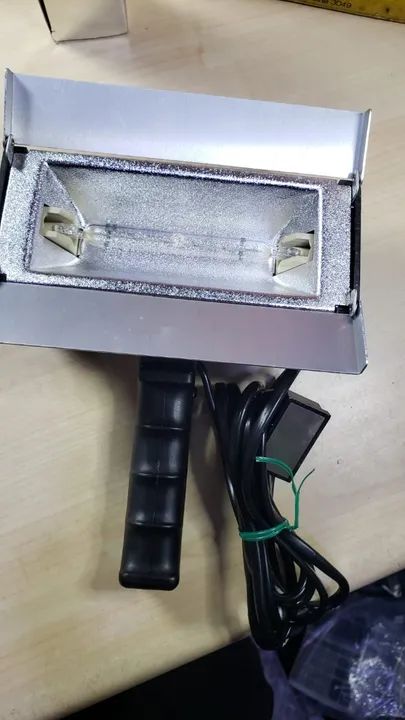 Luz de Flash Kaiser TYP-3049 com 02 lampadas 220 para colecionador - Foto 3