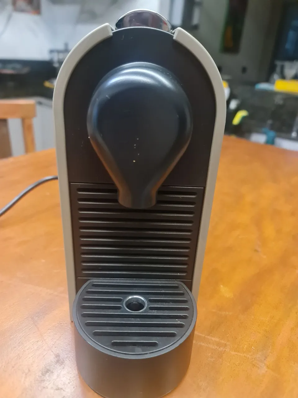 Cafeteira Nespresso Essenza Mini
