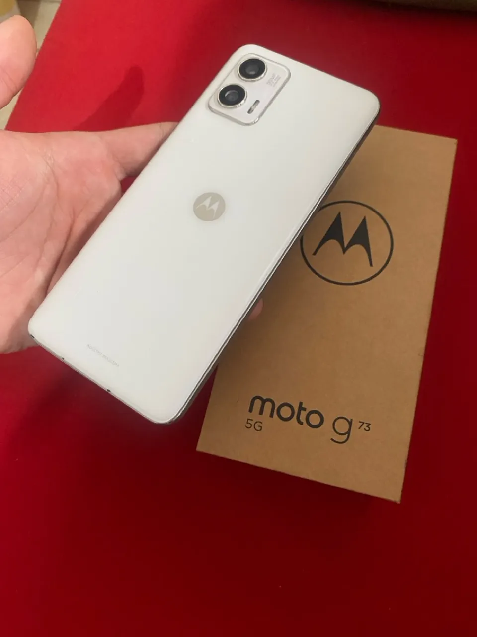 Moto G73 Em ótimo estado.