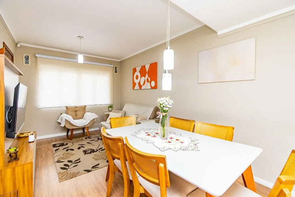 TRIPLES COM 3 SUITES EM CONDOMINIO FECHADO