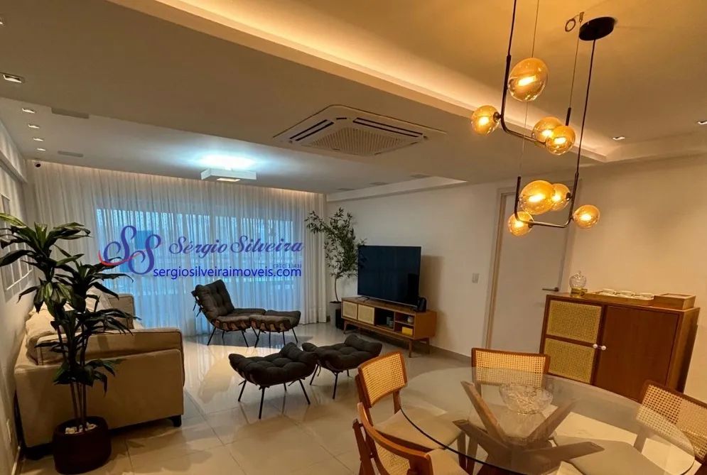 Amplo apartamento com 4 suítes e varanda gourmet